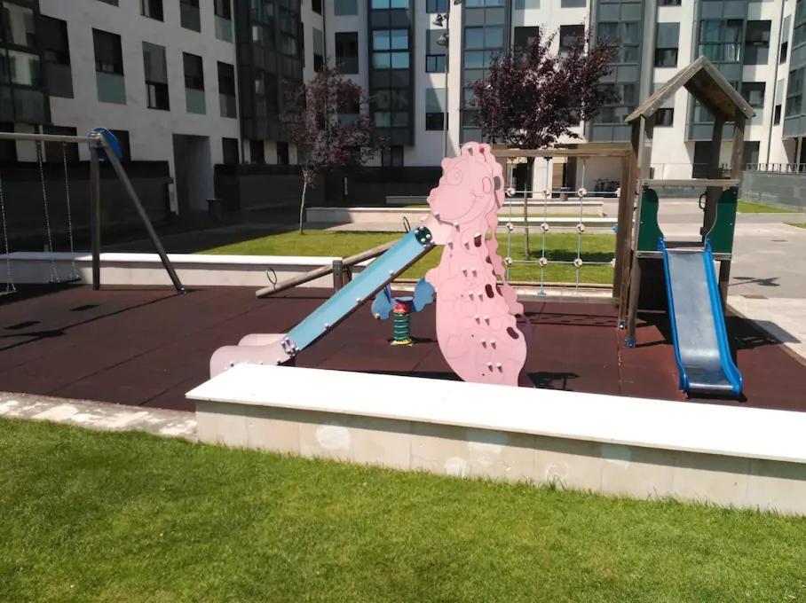 Atico De Lujo En El Centro De Burgosアパートメント エクステリア 写真